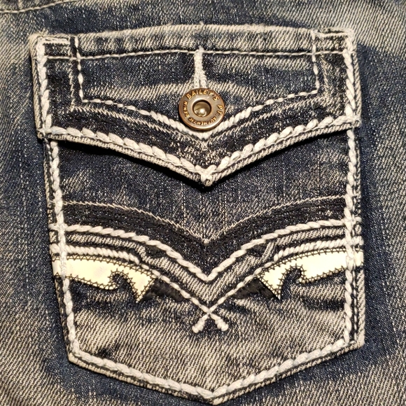 Bailey's Point jean shorts - Picture 5 of 5